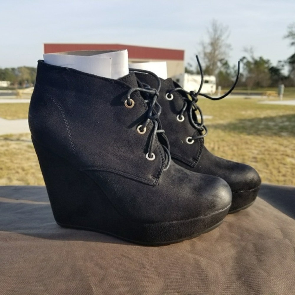 NEW! Faux Black Suede H&D Wedge Booties!